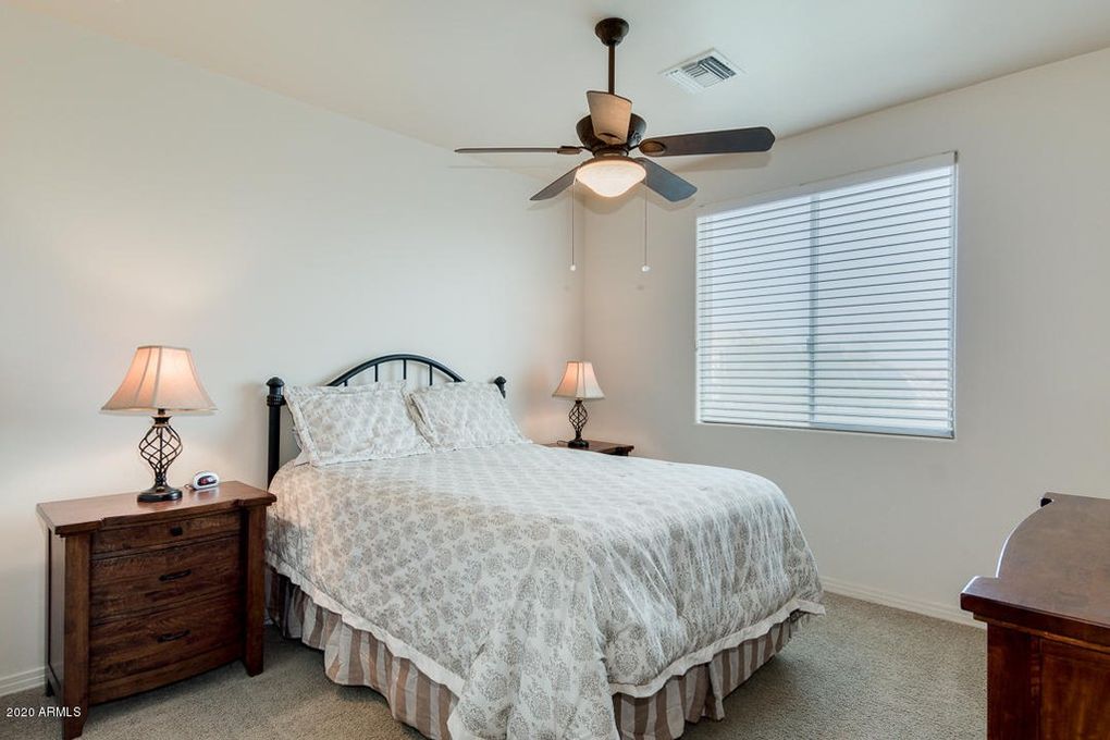 3rd Bedroom Listing photo 16